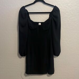 Aritzia Wilfred Novella Mini Dress Puff Sleeve Sweetheart neckline sz 4 in black